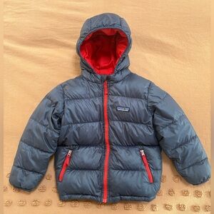 Patagonia Kids' Hi-Loft down Jacket - Navy and Red